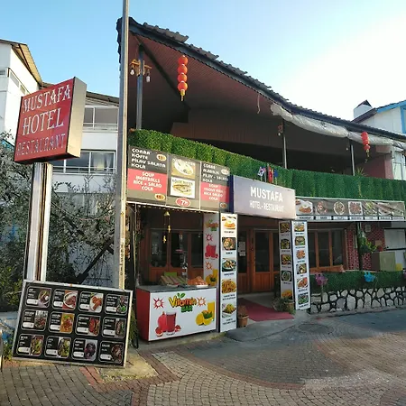 무스타파 파묵칼레