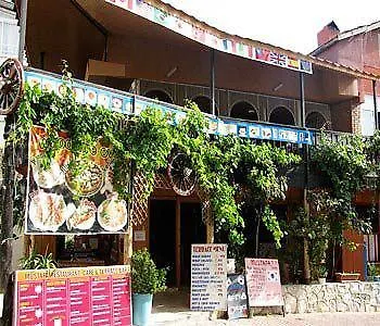 Mustafa Maison d'hôtes